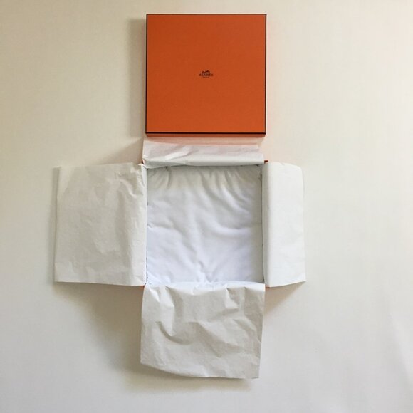 Hermes Square Gift Box with Fabric Cushion Tissue Paper Accessory Gift Box - Picture 9 of 14